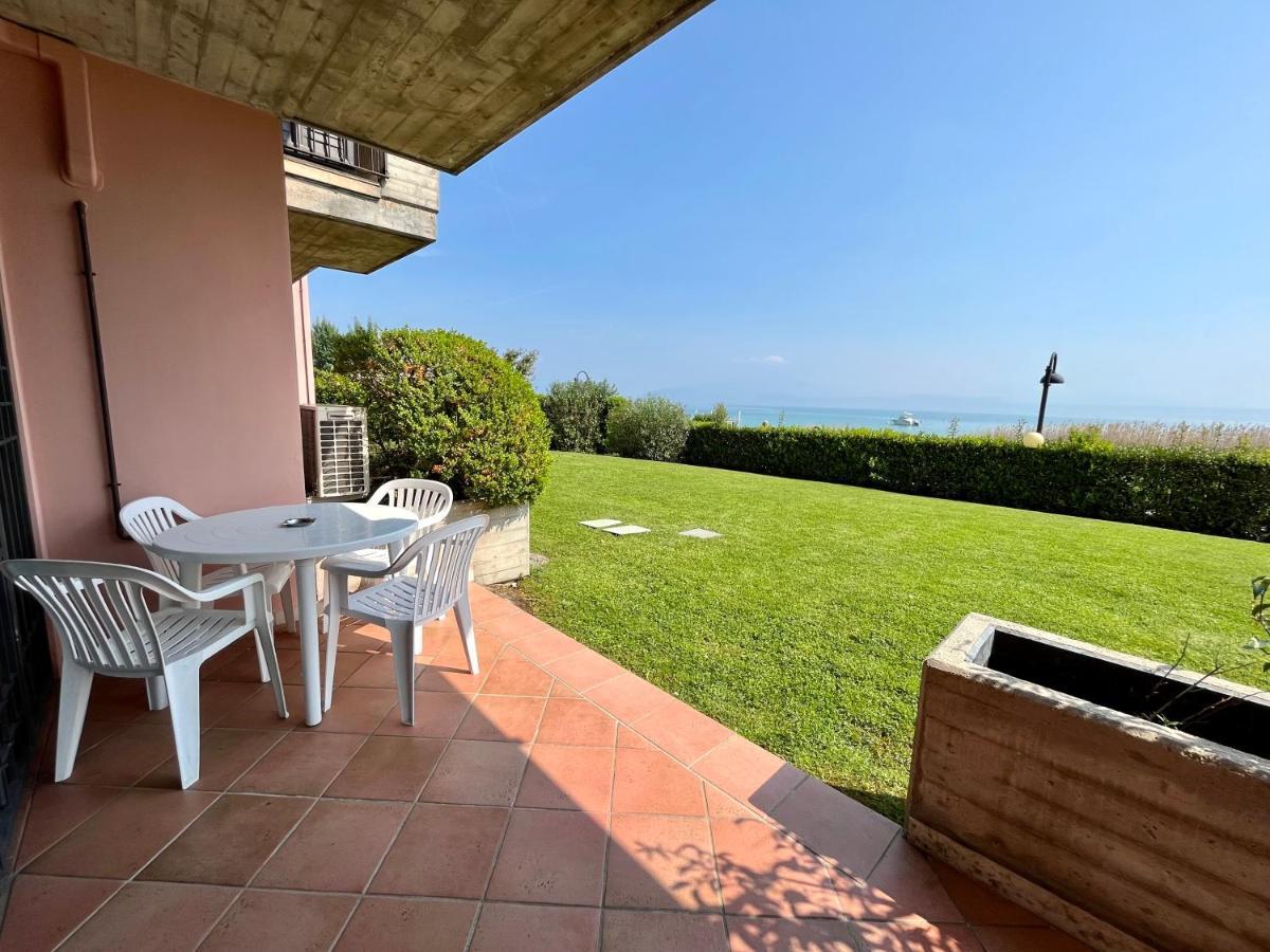 Residence Virgilio Sirmione Exteriör bild