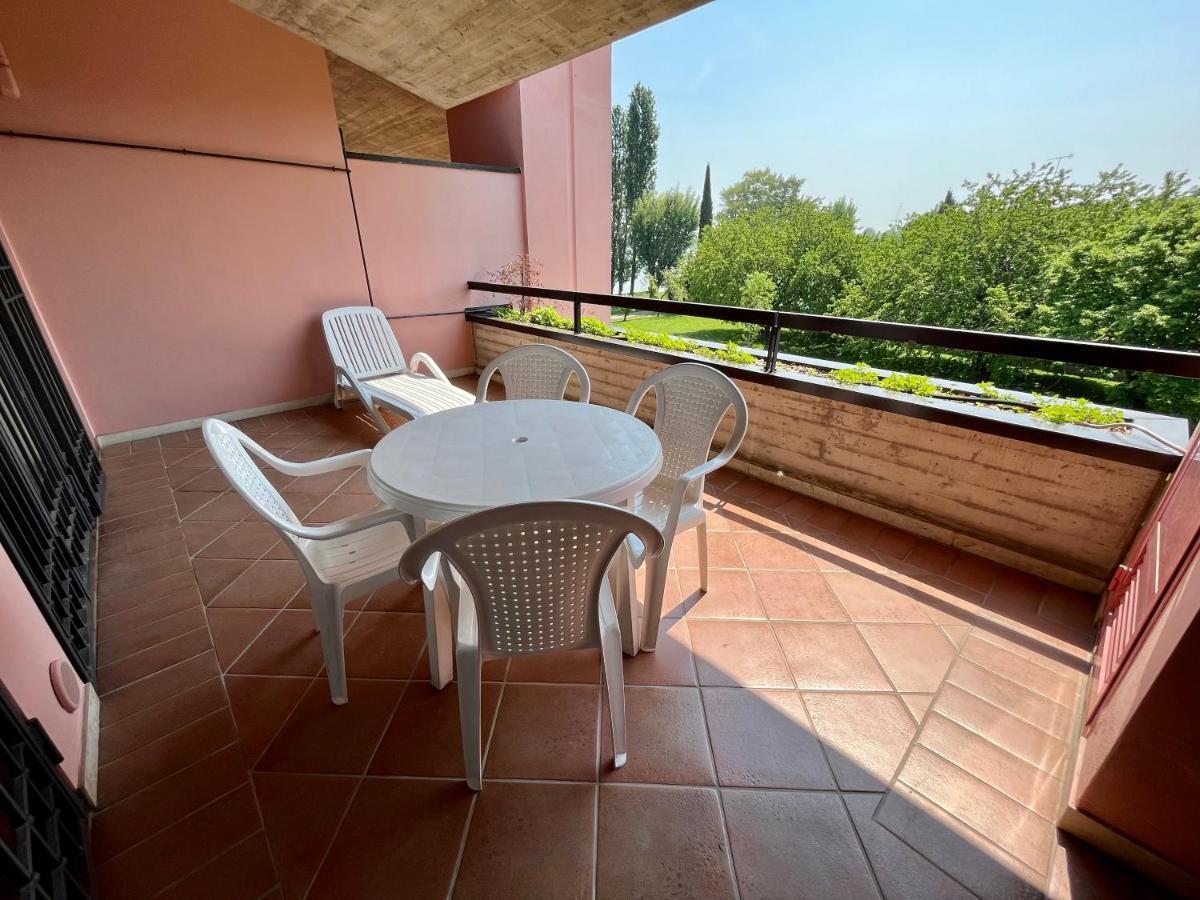 Residence Virgilio Sirmione Exteriör bild