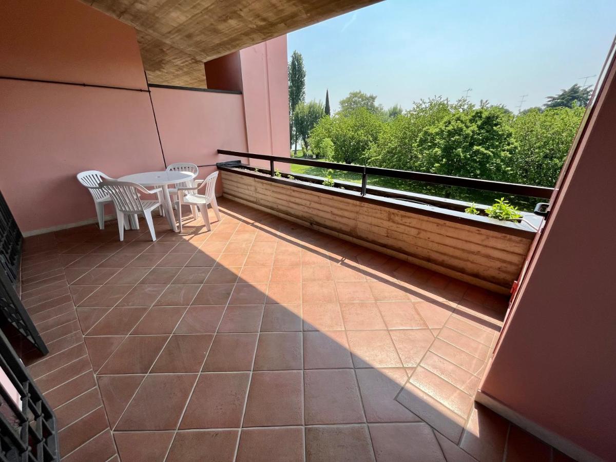 Residence Virgilio Sirmione Exteriör bild